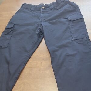 5.11 Tactical Series Men's Navy Cargo Pants‎ Size 35 Utility Work Straight Leg